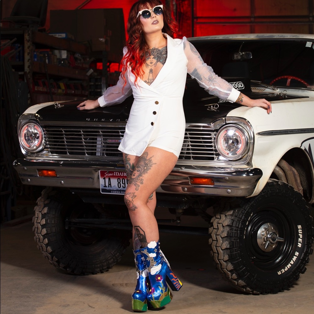 Current Mood Boots PRIDE size7